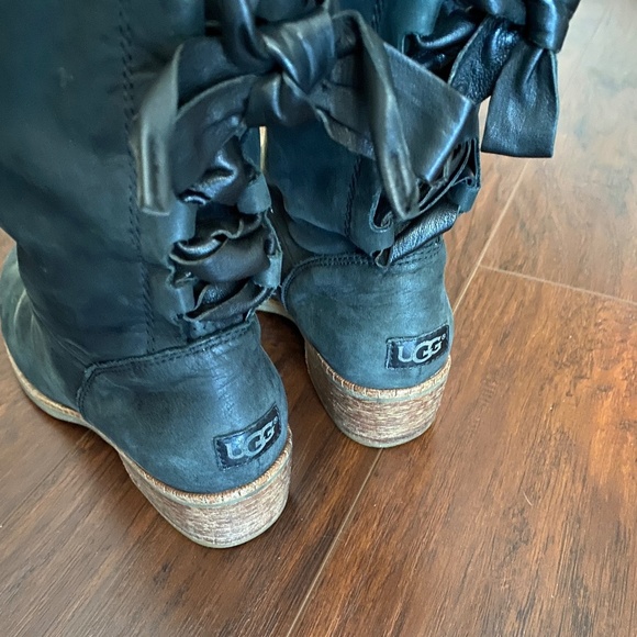 UGG Cary Black Charcoal Suede Leather Back Lace Mid Calf Boots Size 6.5 - Picture 12 of 15